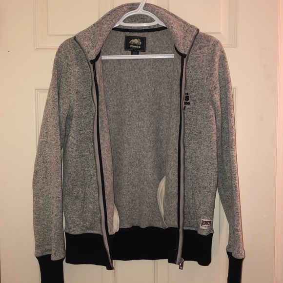 ROOTS zip-up sweater - Picture 6 of 6